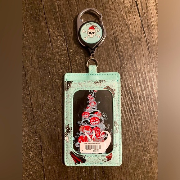Loungefly Nightmare Before Christmas ID Retractable Lanyard - Picture 3 of 7